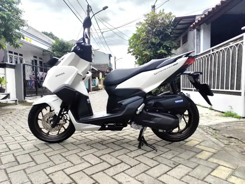 HONDA VARIO 160 ABS 2024 BLN 04