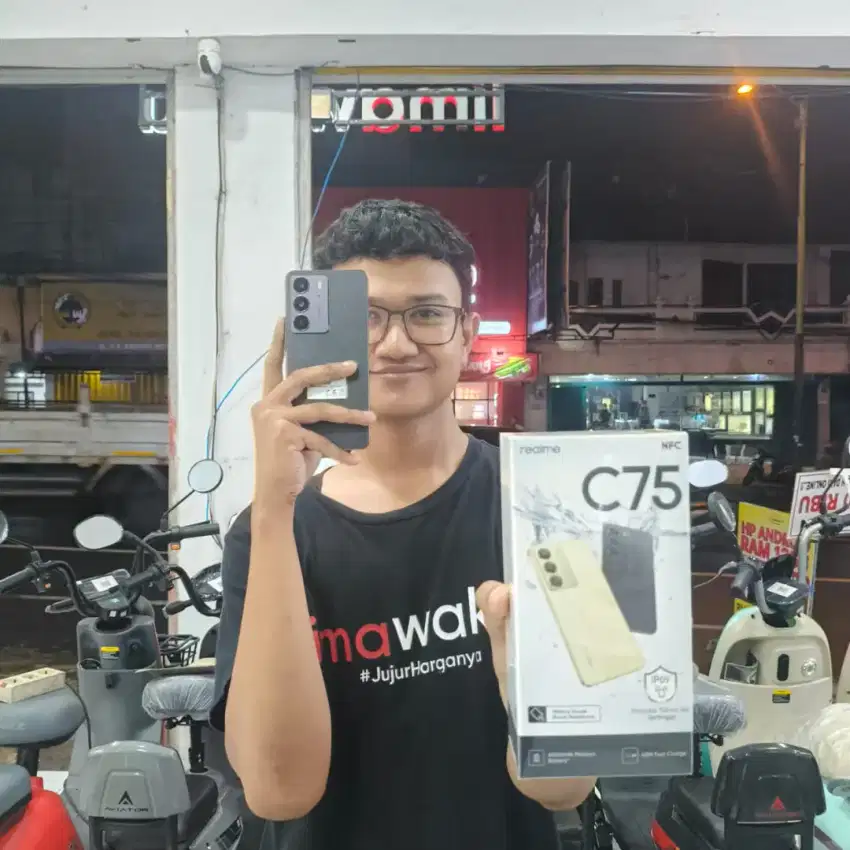 REALME C75 TERBARU