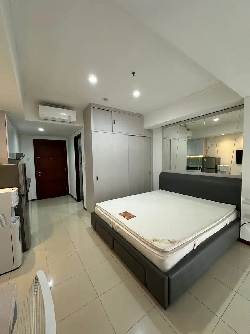 Disewakan Apartemen Royal Mediterania Garden, view bagus