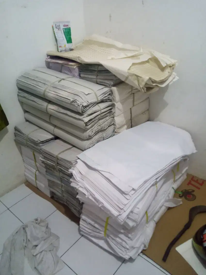 Kertas bungkus nadi padang polos