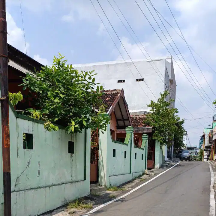 Tanah luas lokasi strategis dekat Rs Moewardi jebres