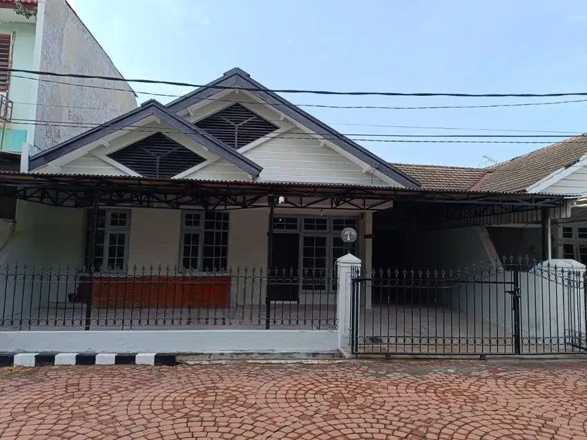 JUAL/SEWA  Rumah siap pakai Nirwana Eksekutif   Cocok untuk usaha