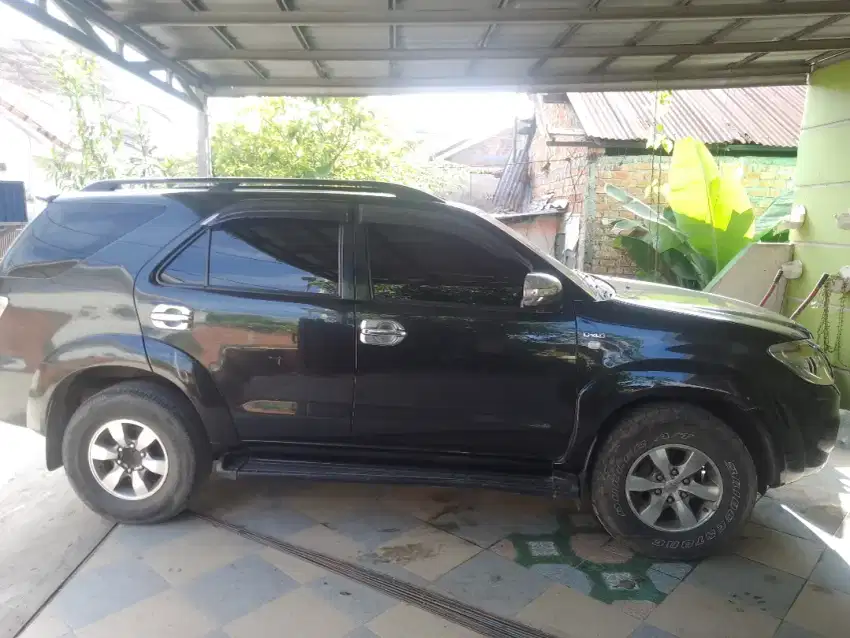 Fortuner Diesel 2,5 MT tahun 2008