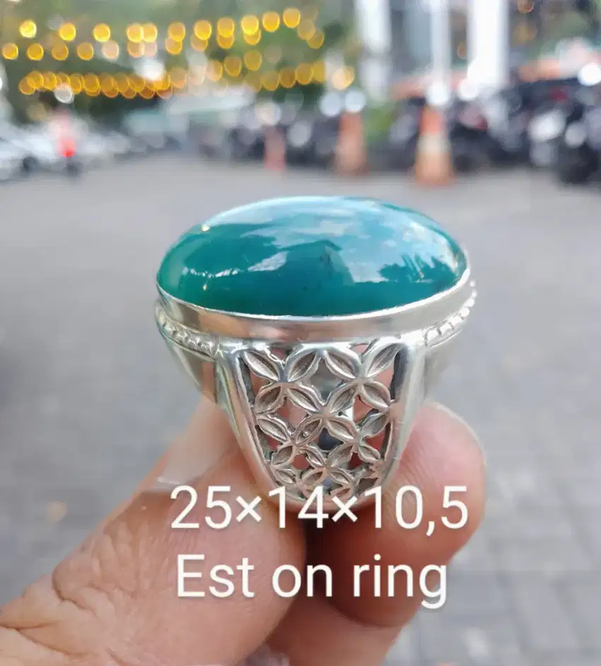 Bacan Doko ring perak