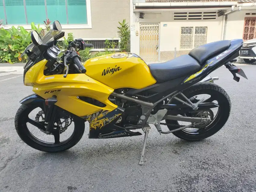 Kawasaki Ninja 150 RR kuning 2013