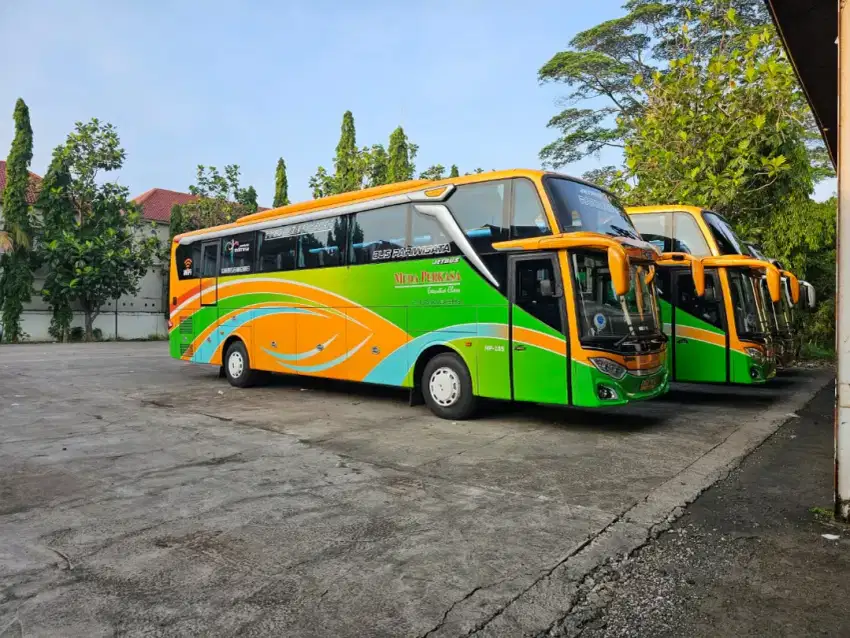 Dijual Bus pariwisata