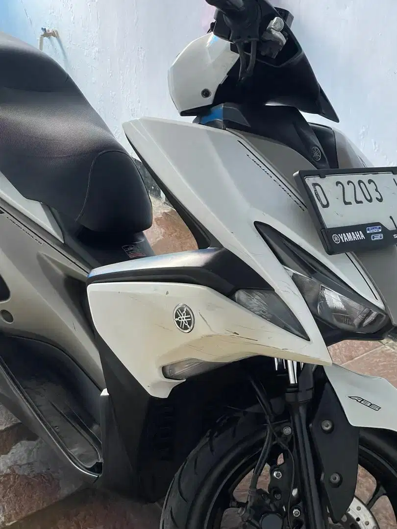 Yamaha Aerox 2018 Putih Keyless