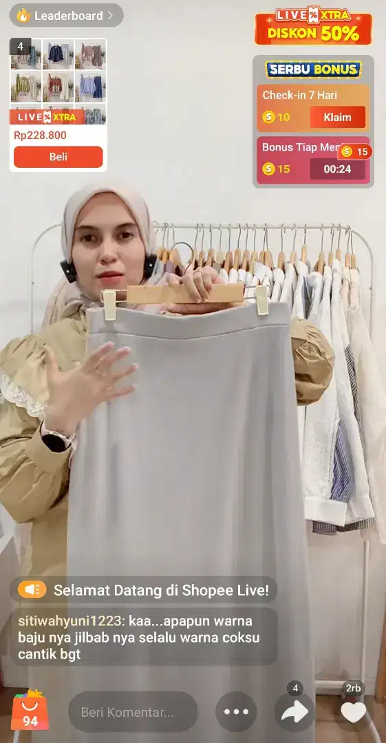 Host Live Tiktok Shoppe