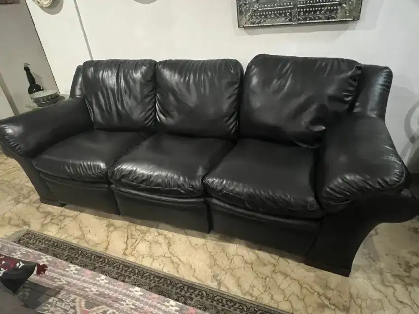 Sofa davinci kondisi 98% masih bagus