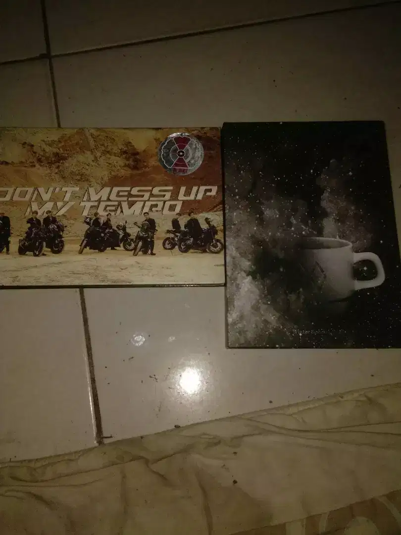 Buku musik EXO,  WINTER SPECIAL 2017 dan DON'T MESS UP MY TEMPO