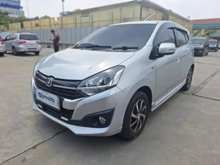 Pajak Panjang Daihatsu Ayla 1.2 R Bensin-MT 2018 Silver /