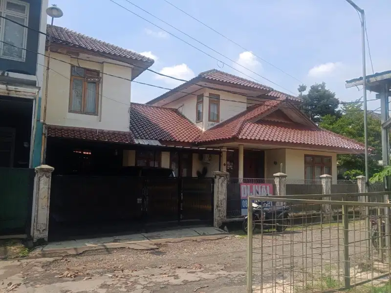 Dijual Rumah Mewah Strategis di Andara