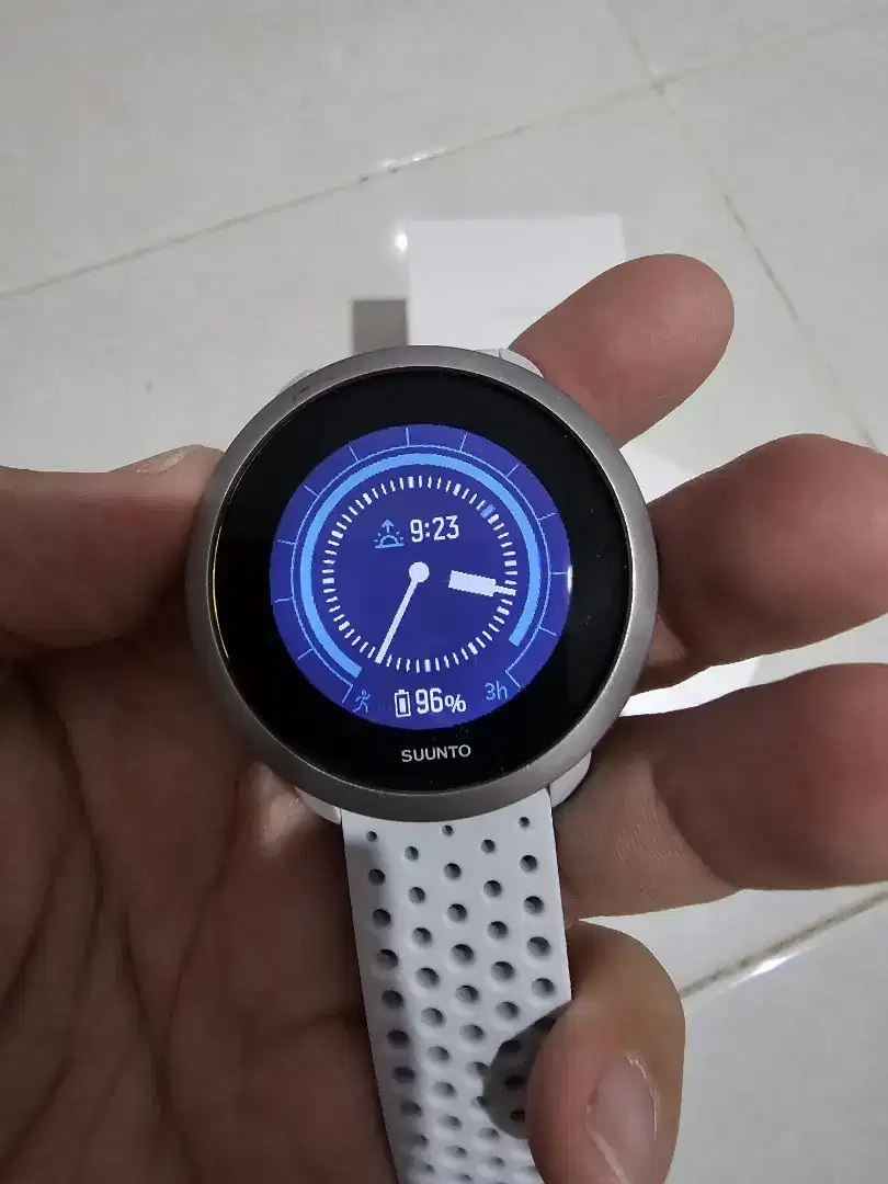 Jam suunto 3 pebble white