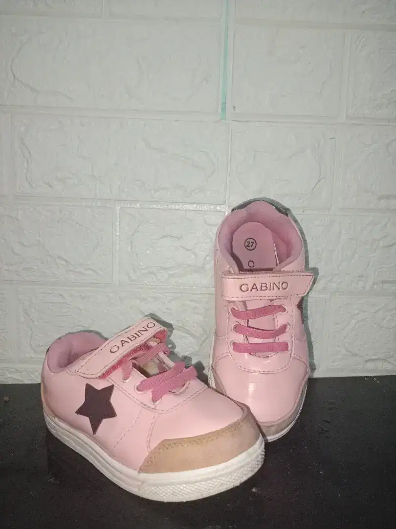 Sepatu Anak Cewek Gabino Pink Size 27