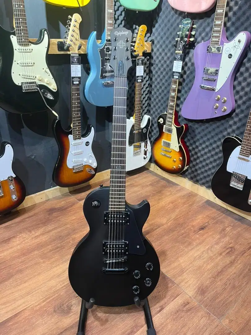 Epiphone Goth Les Paul Studio, Black Satin w/ Black Hardware