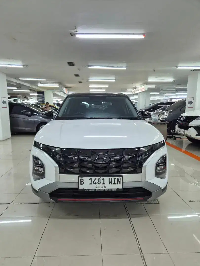 Hyundai creta prime twotone at 2022 putih low km