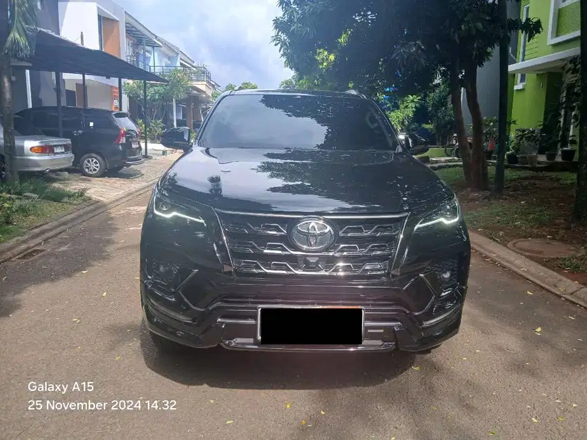 TDP (70JT) Toyota FORTUNER VRZ GR SPORT 2.8 AT 2022 Hitam