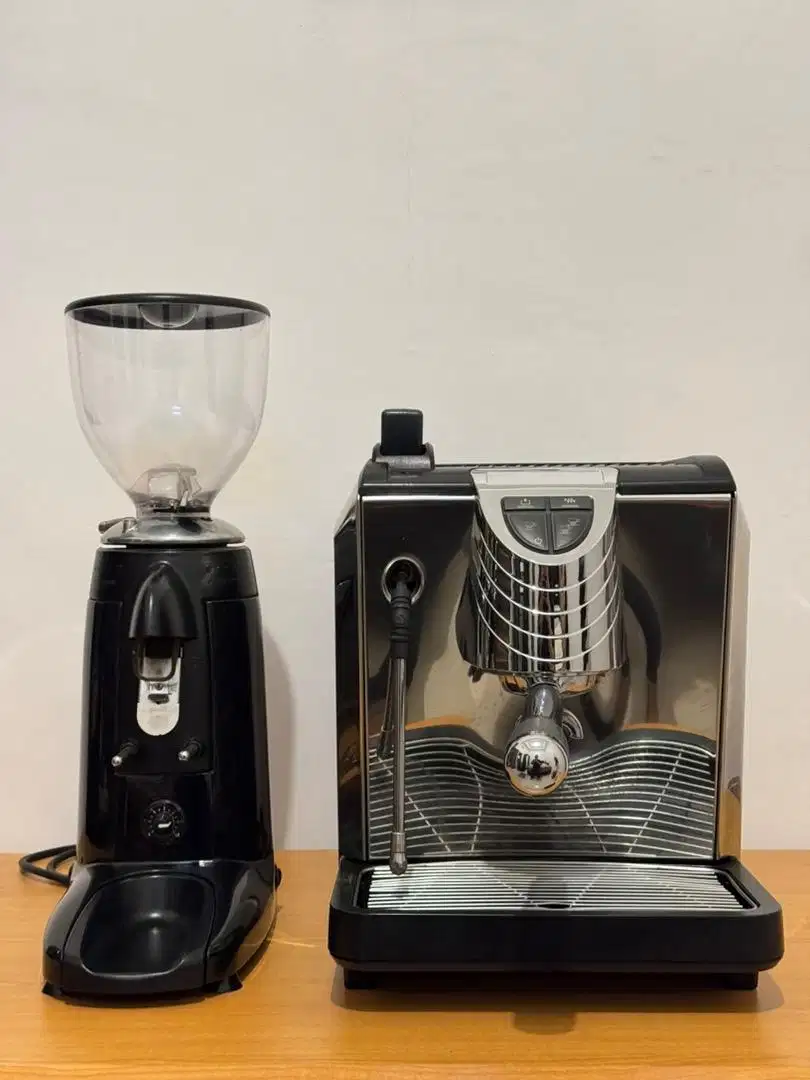 Mesin Kopi Simonelli Oscar II & Grinder Compak K3 Touch