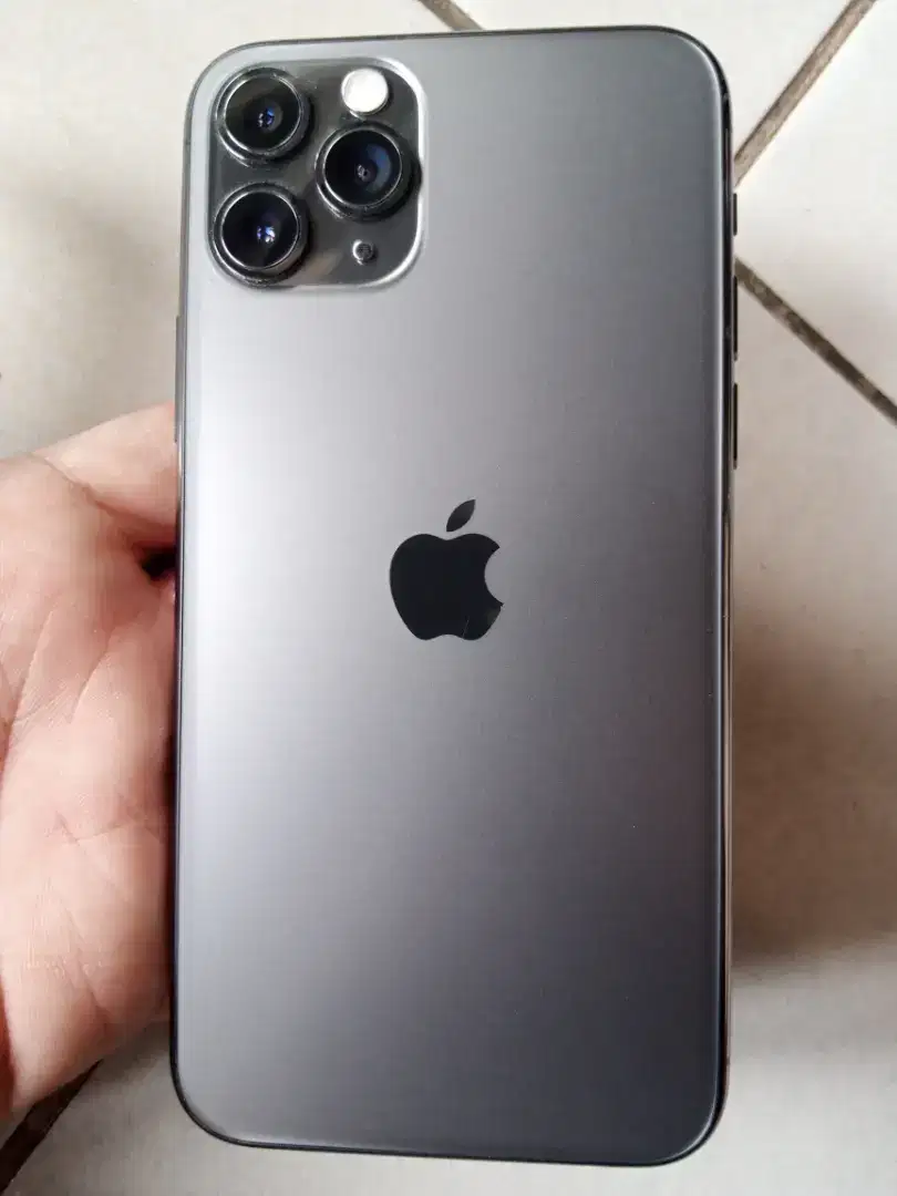 iPhone 11 pro 64gb ibox