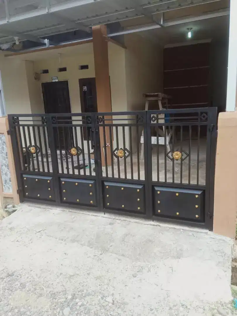 pintu pagar tralis minimalis