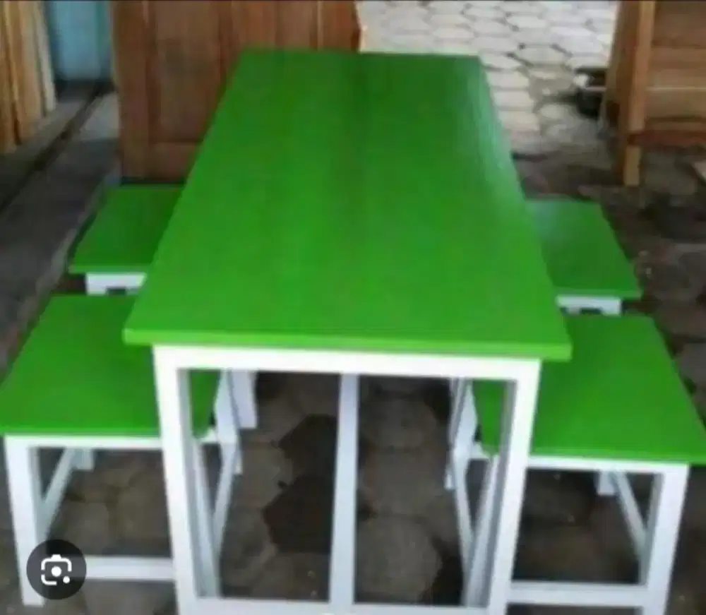 Meja jati Belanda kaki putih atas hijau fre cod