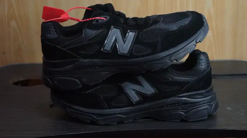 Sepatu Nb 990 new balance 990 full black