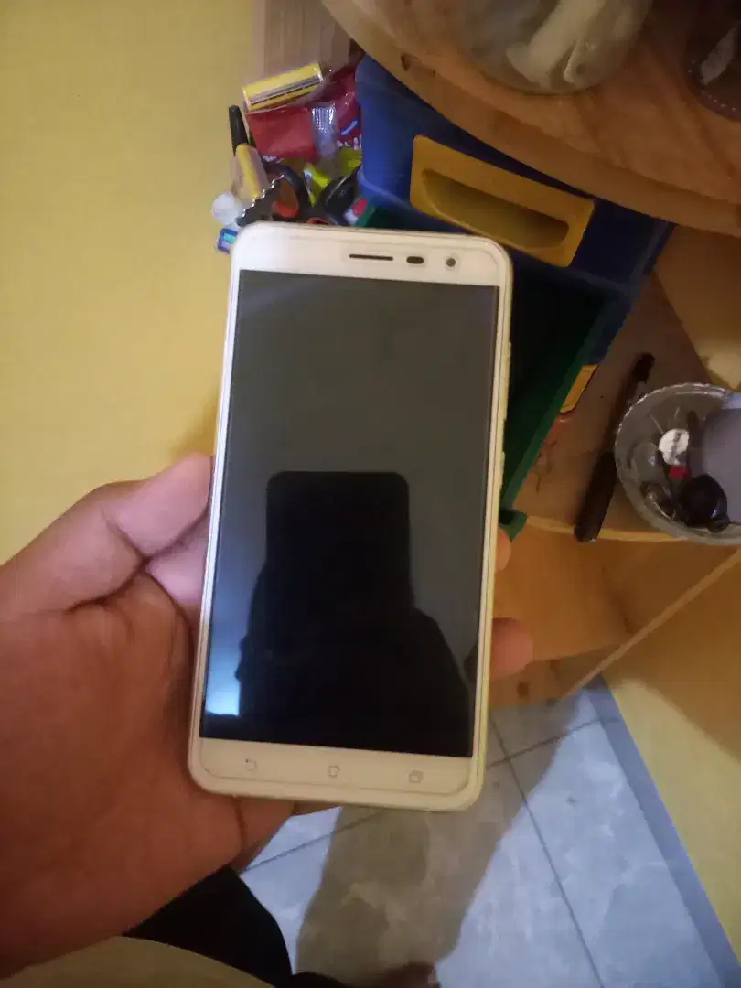 Handphone Asus zenfone 3 ze552kl