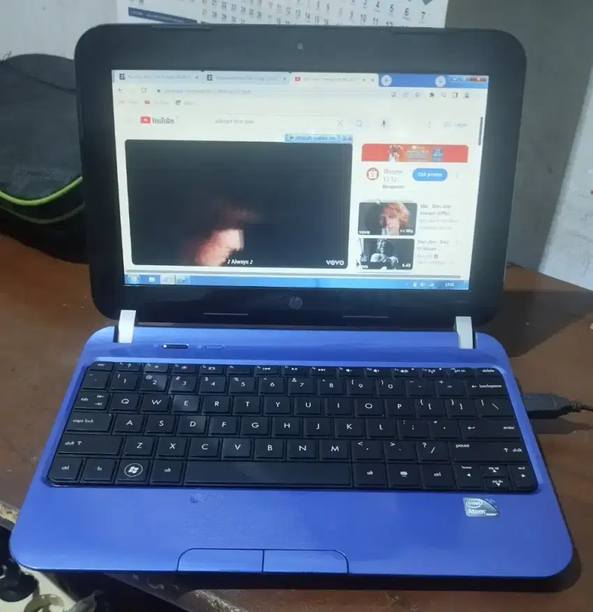 Netbook hp mulus normal ram 4/320 batre 4 jam siap pakai