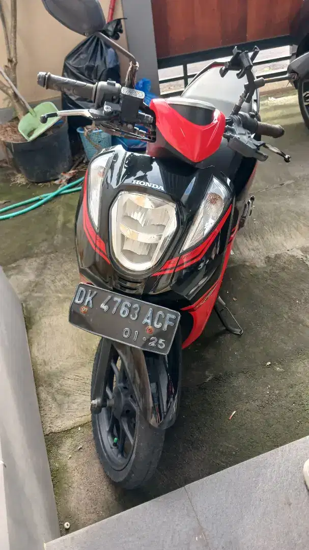 Dijual honda genio