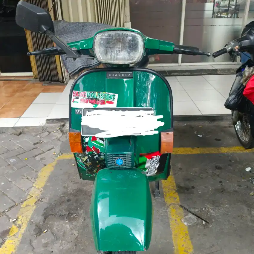 JUAL MOTOR VESPA TAHUN 1986,P 150 PX