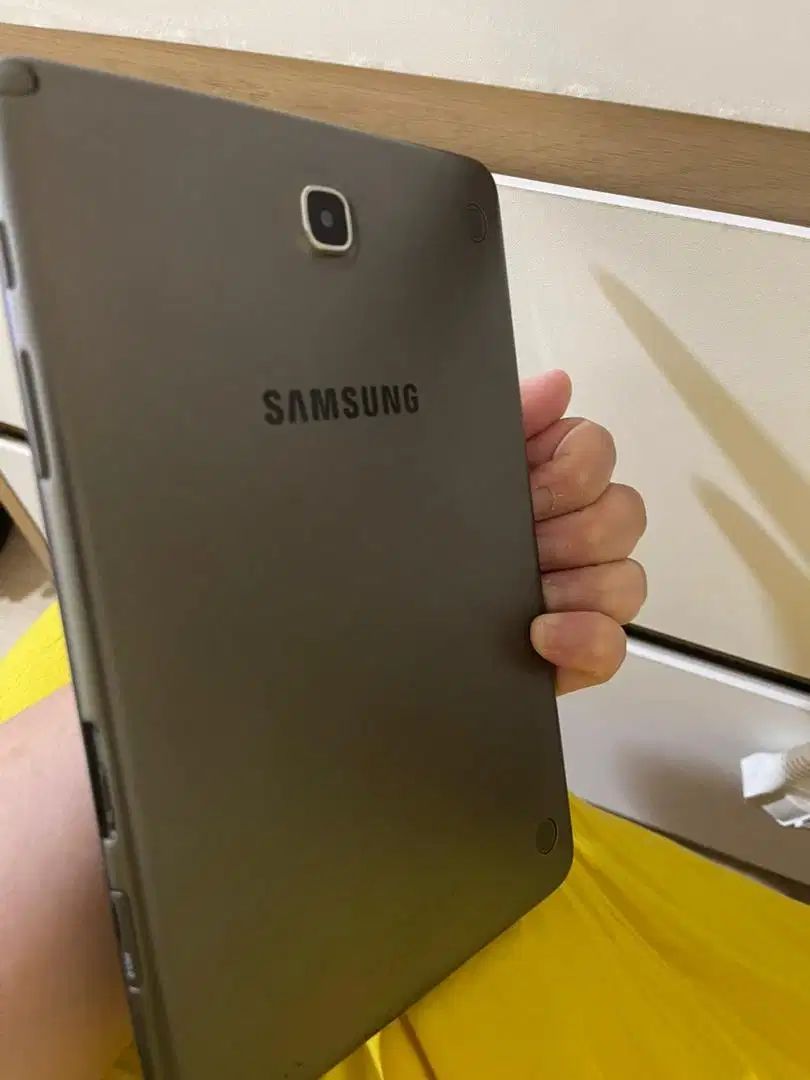 Samsung tab A sm-p355