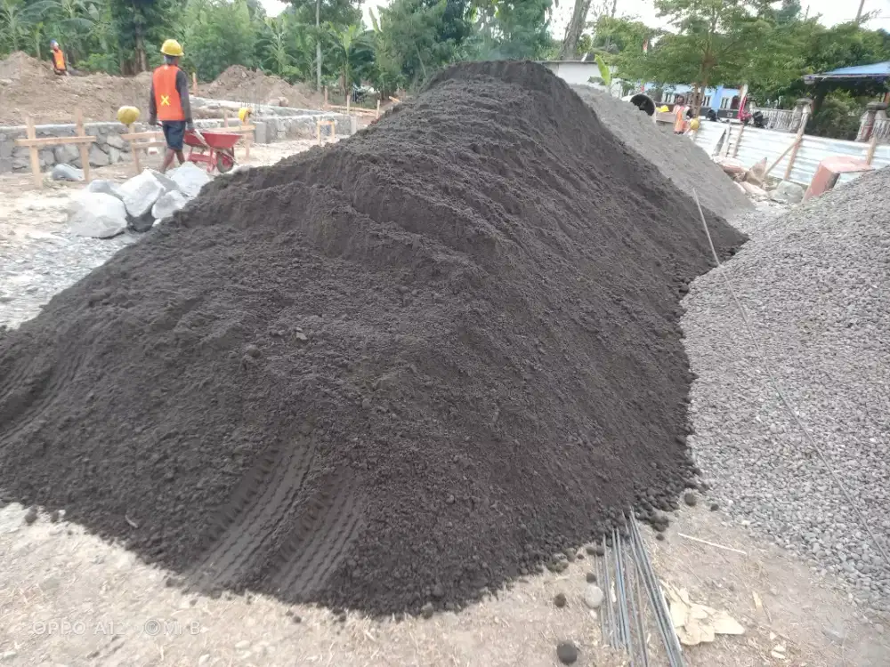 Pasir dan batu pondasi