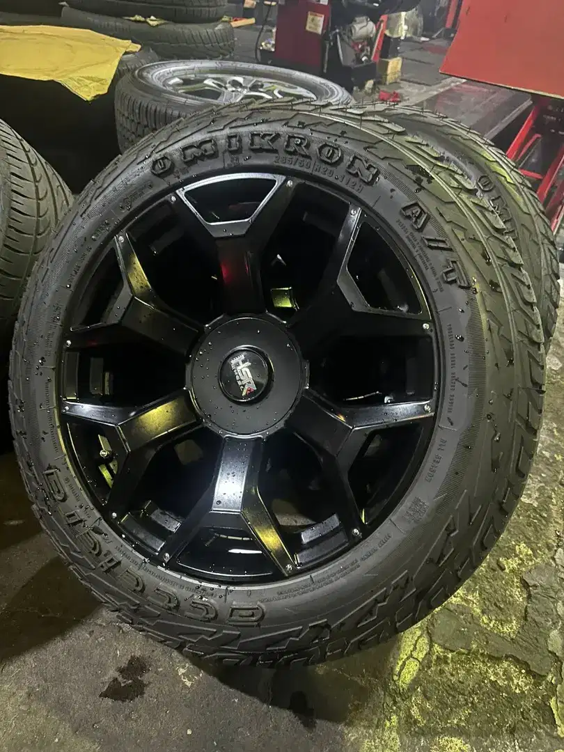 JUAL VELG R20 + BAN