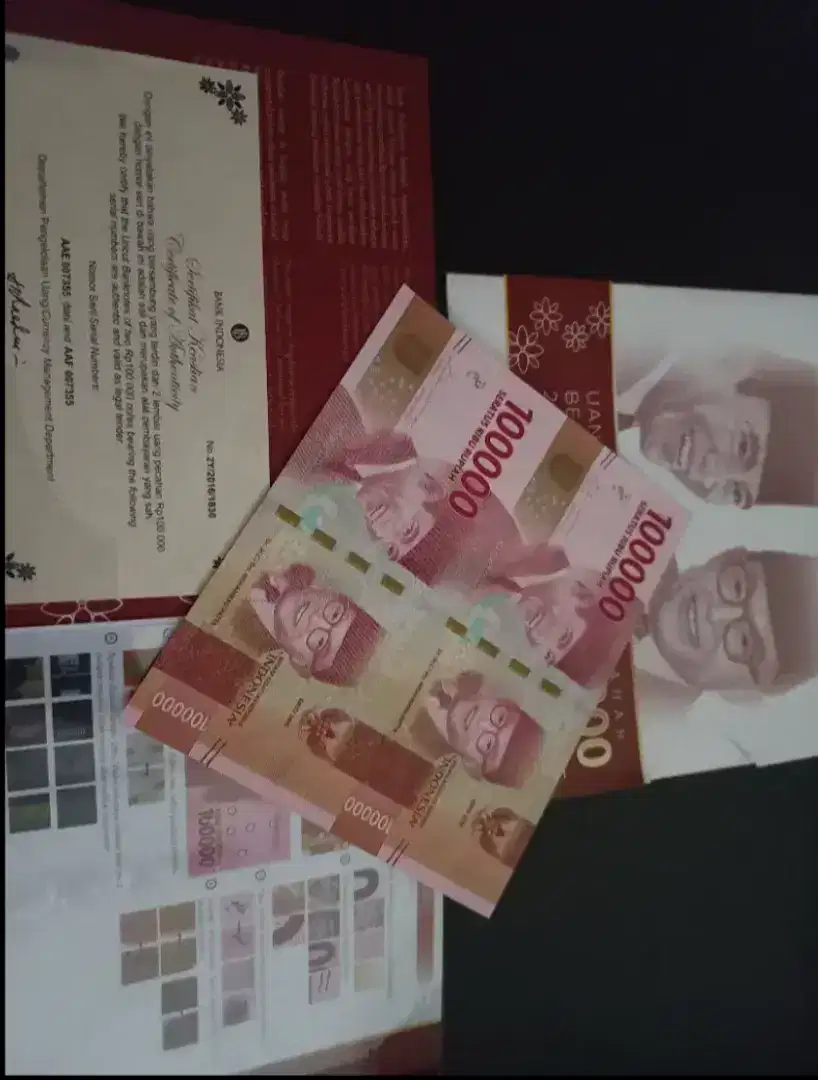 Uang Bersambung (Uncut Banknotes)