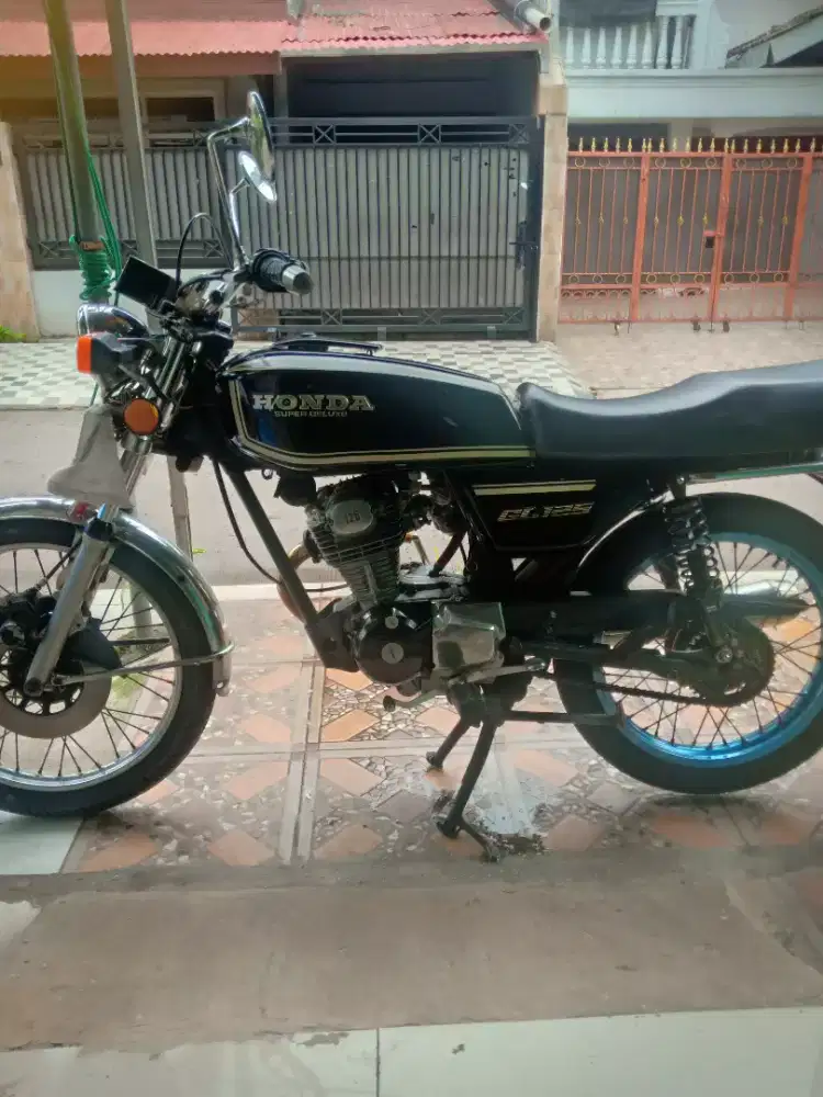 Honda GLK 125 80-81 Harga Klasik Bukan Rongsokan