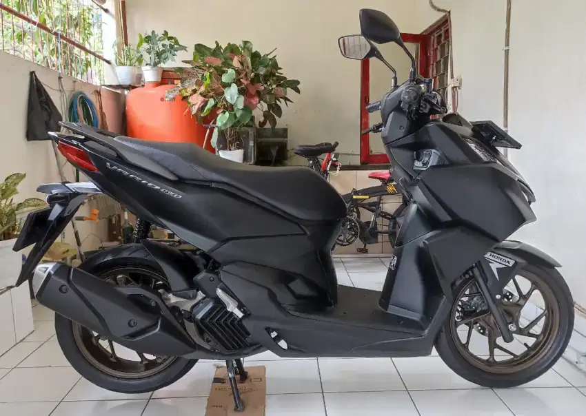 Honda vario 160 CBS 2023 plat To Kerawang