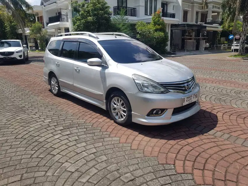 Nissan Grand Livina HWS 2013