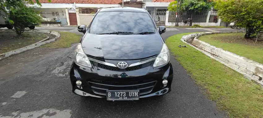 Toyota Avanza Veloz 2015