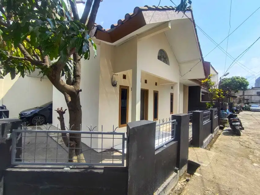 dijual rumah siap huni di margahayu belakang dekat ke ciwastra