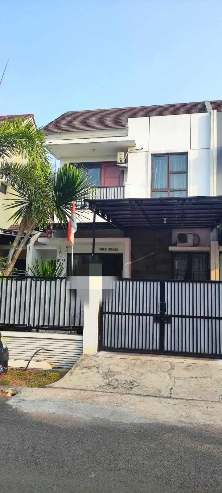 Di jual rumah 2Lt siap huni startegis di cluster aralia harapan indah