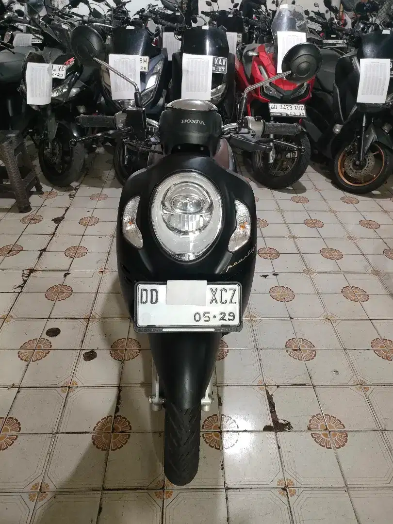 Honda scoopy 110 cc 2024 hitam