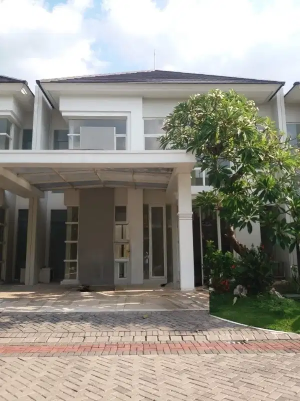 Rumah Grand Pakuwon Semi Furnish