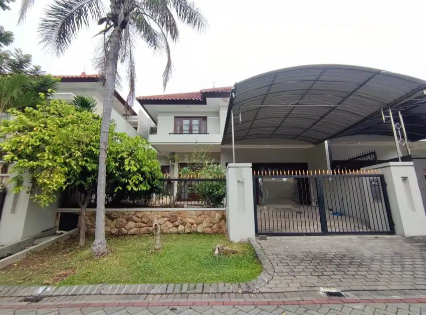 rumah second terawat graha family surabaya barat