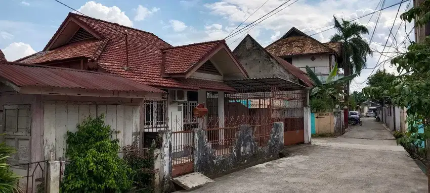 DIJUAL TANAH PLUS RUMAH JALAN SEROJA UNIVERSITAS TRIDINANTI PALEMBANG