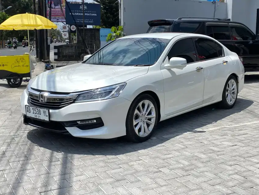 HONDA ACCORD VTIL 2017/2018