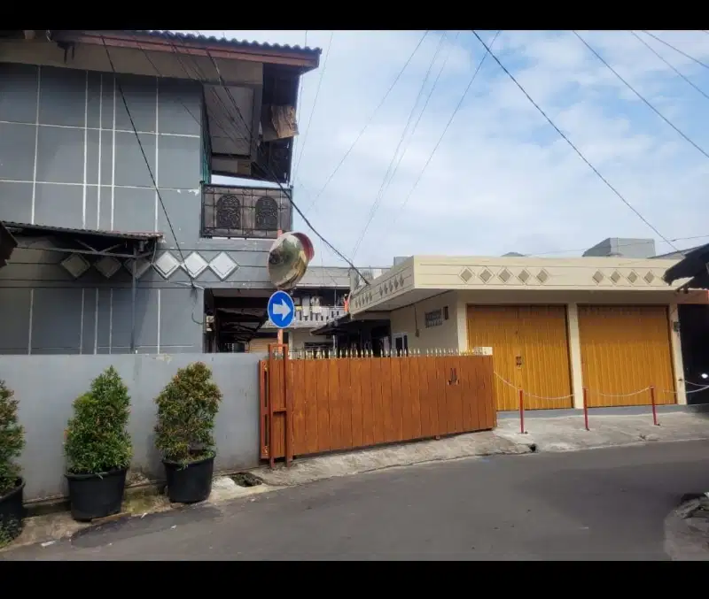 dijual rumah kontrakan bonus tanah di pondok kelapa jakarta timur