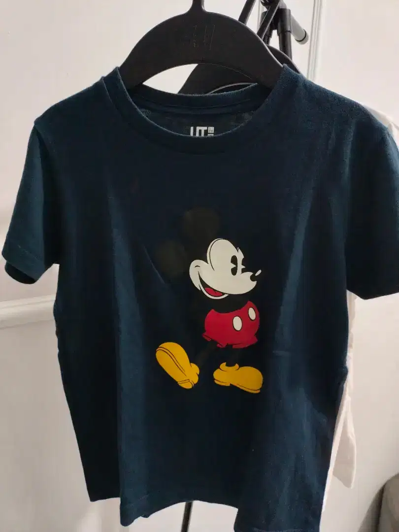 T-shirt Uniqlo kids