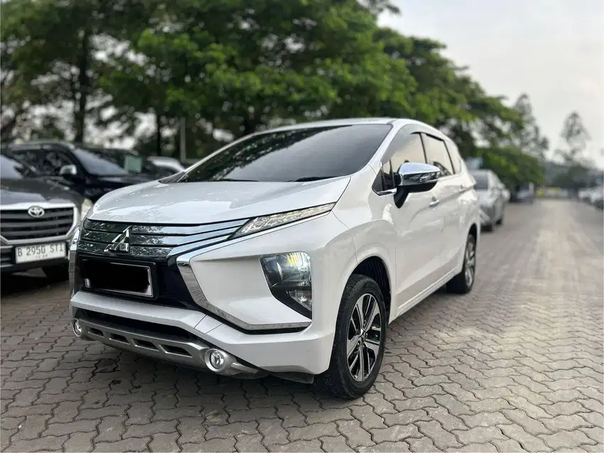 MITSUBISHI XPANDER ULTIMATE AT MATIC 2018 PUTIH KM 92RB