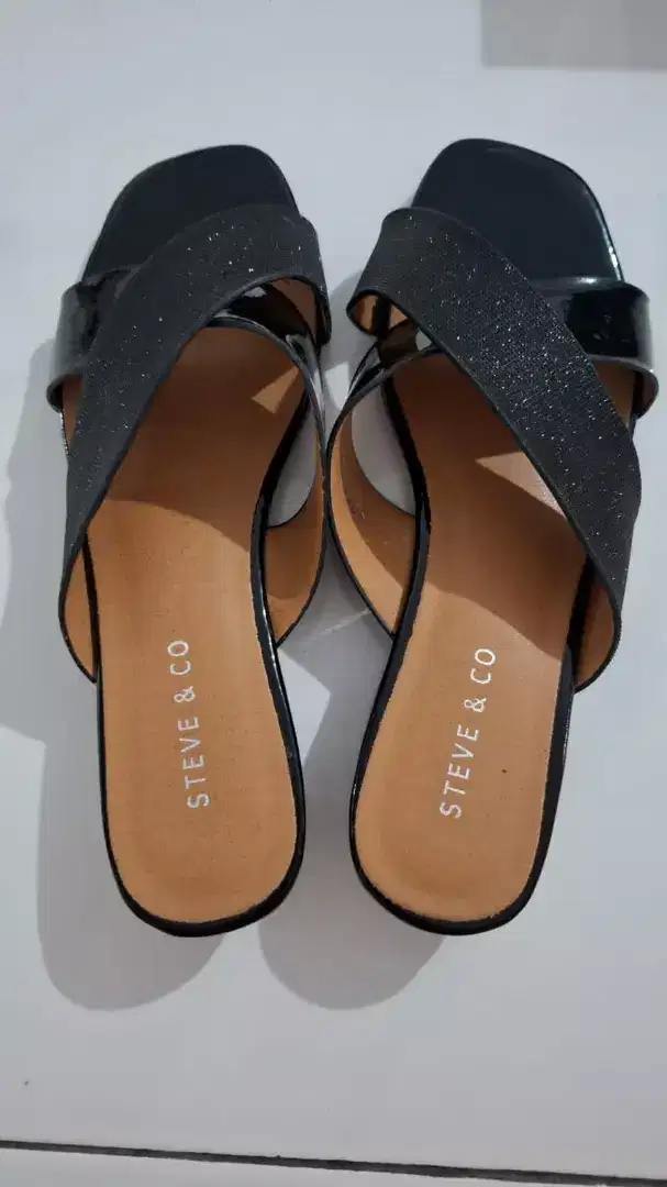 Sandal wanita merek Steve & co Size 37 Like New 1x pakai