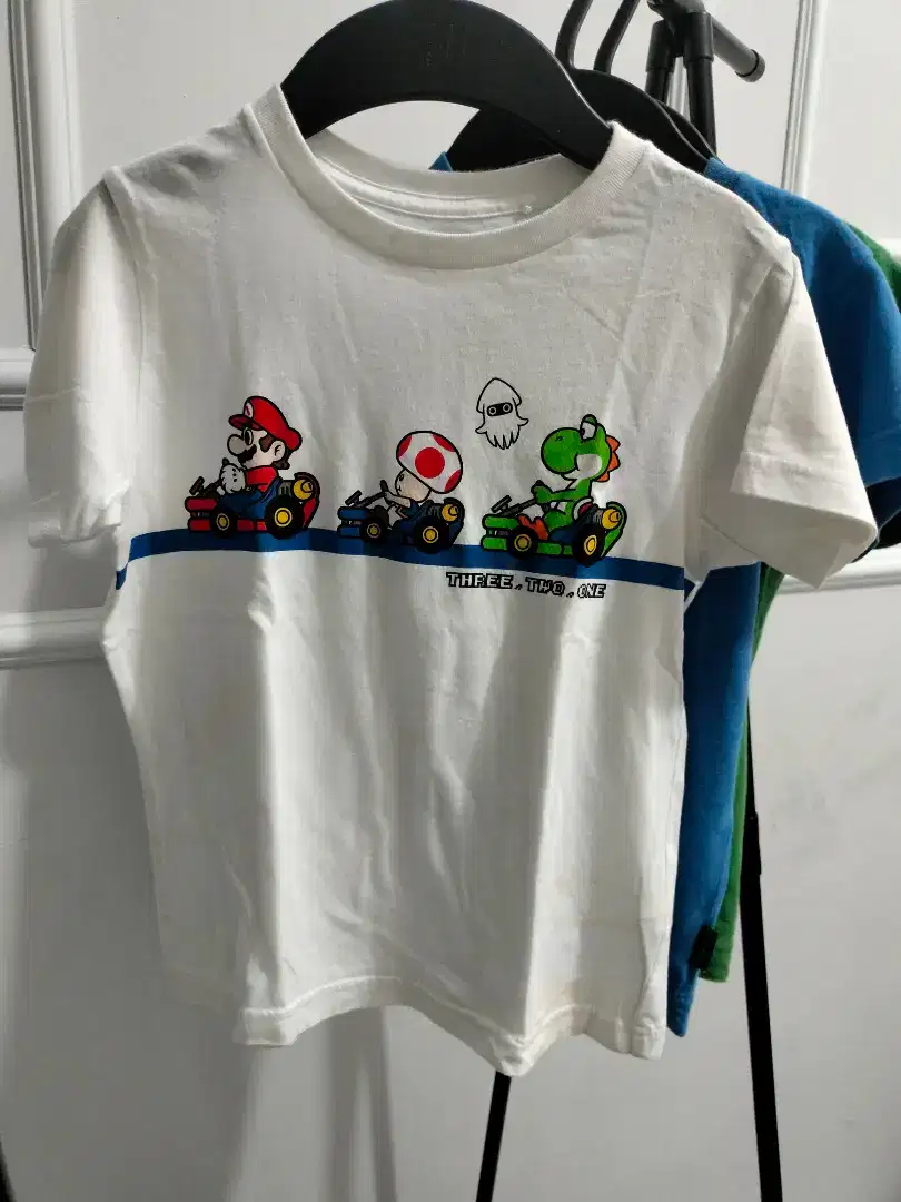 T-shirt Uniqlo kids